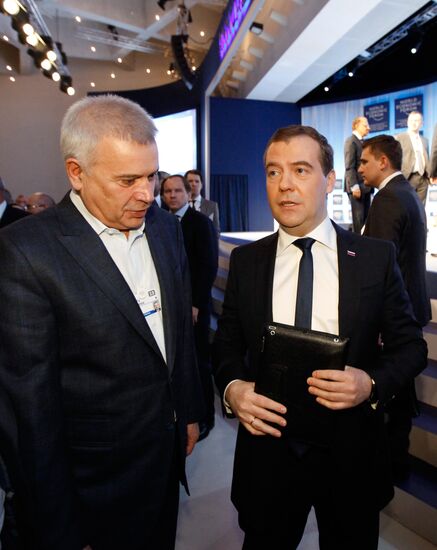 Д.Медведев принимает участие в экономическом форуме в Давосе