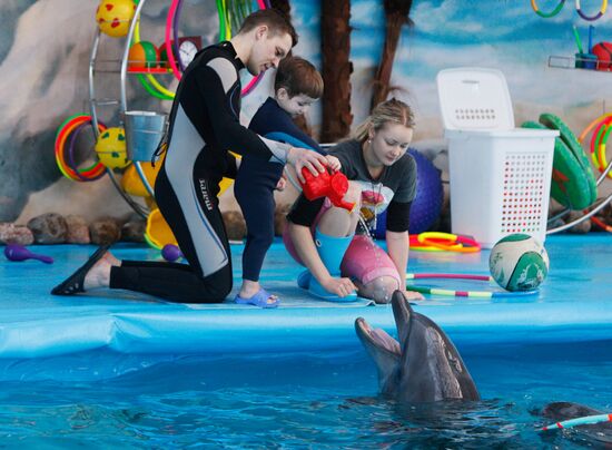 Дельфинотерапия в минском дельфинарии