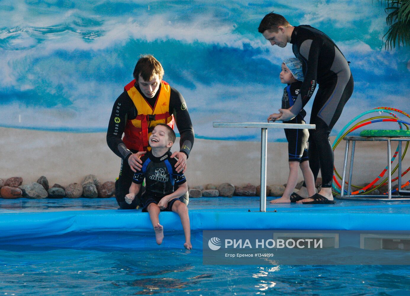 Дельфинотерапия в минском дельфинарии