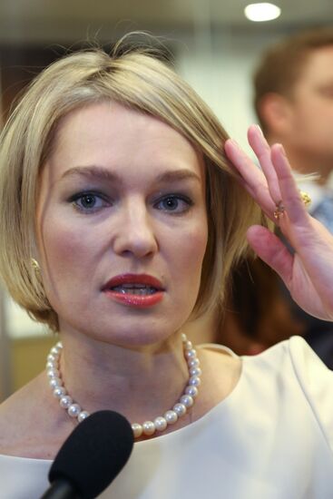 Вручение премии "Золотой орел" на "Мосфильме"