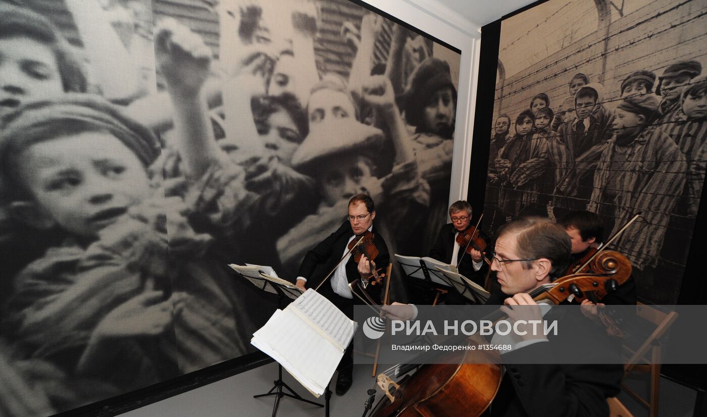 Открытие обновленной российская экспозиции в музее Освенцима