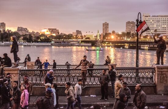 Столкновения митингующих и полиции в Каире