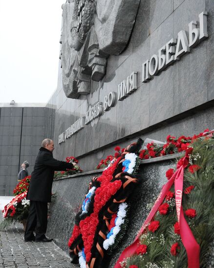 В.Путин на торжествах к 70-летию победы в Сталинградской битве