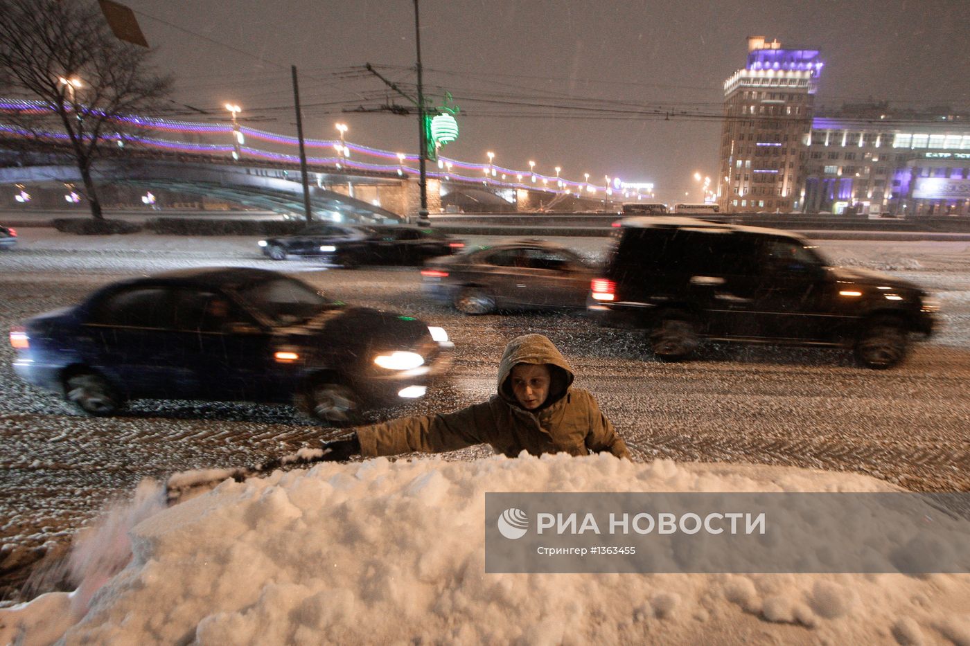 Обильный снегопад в Москве
