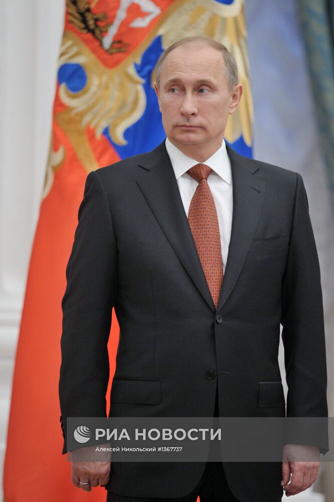 В.Путин вручил премии в области науки и инноваций в Кремле