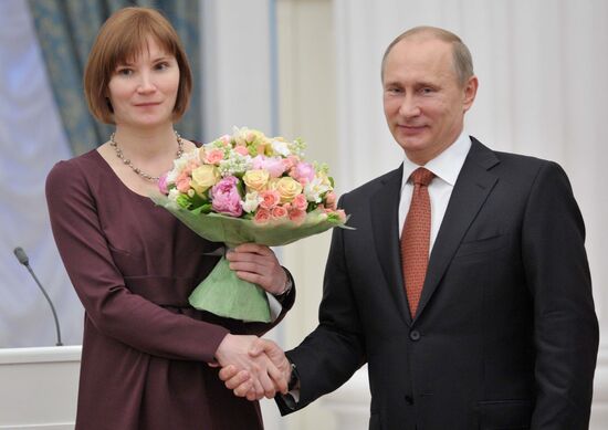 В.Путин вручил премии в области науки и инноваций в Кремле