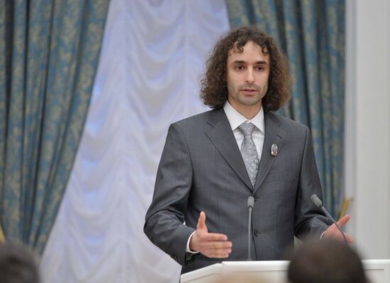 В.Путин вручил премии в области науки и инноваций в Кремле