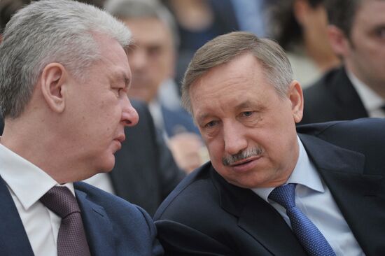 В.Путин вручил премии в области науки и инноваций в Кремле