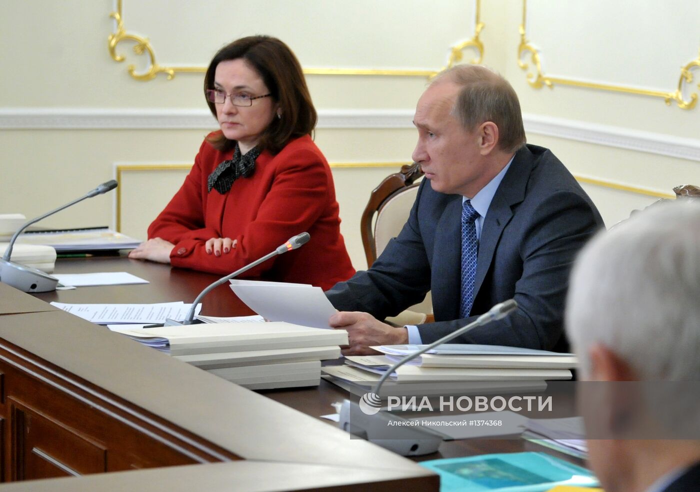 В.Путин провел заседание по развитию ТЭК