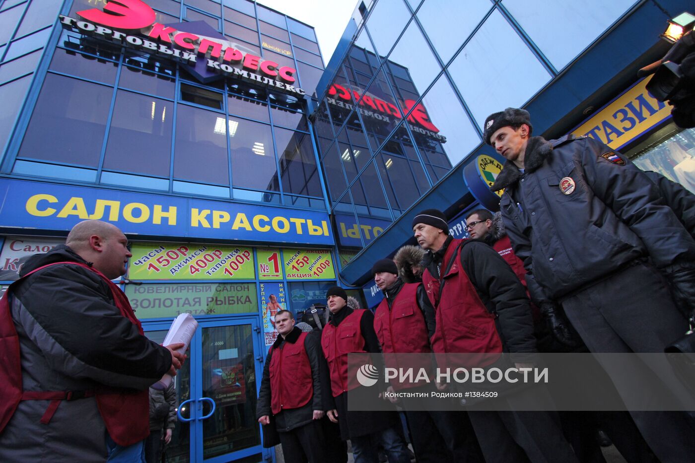 Рейд миграционного патруля в Москве