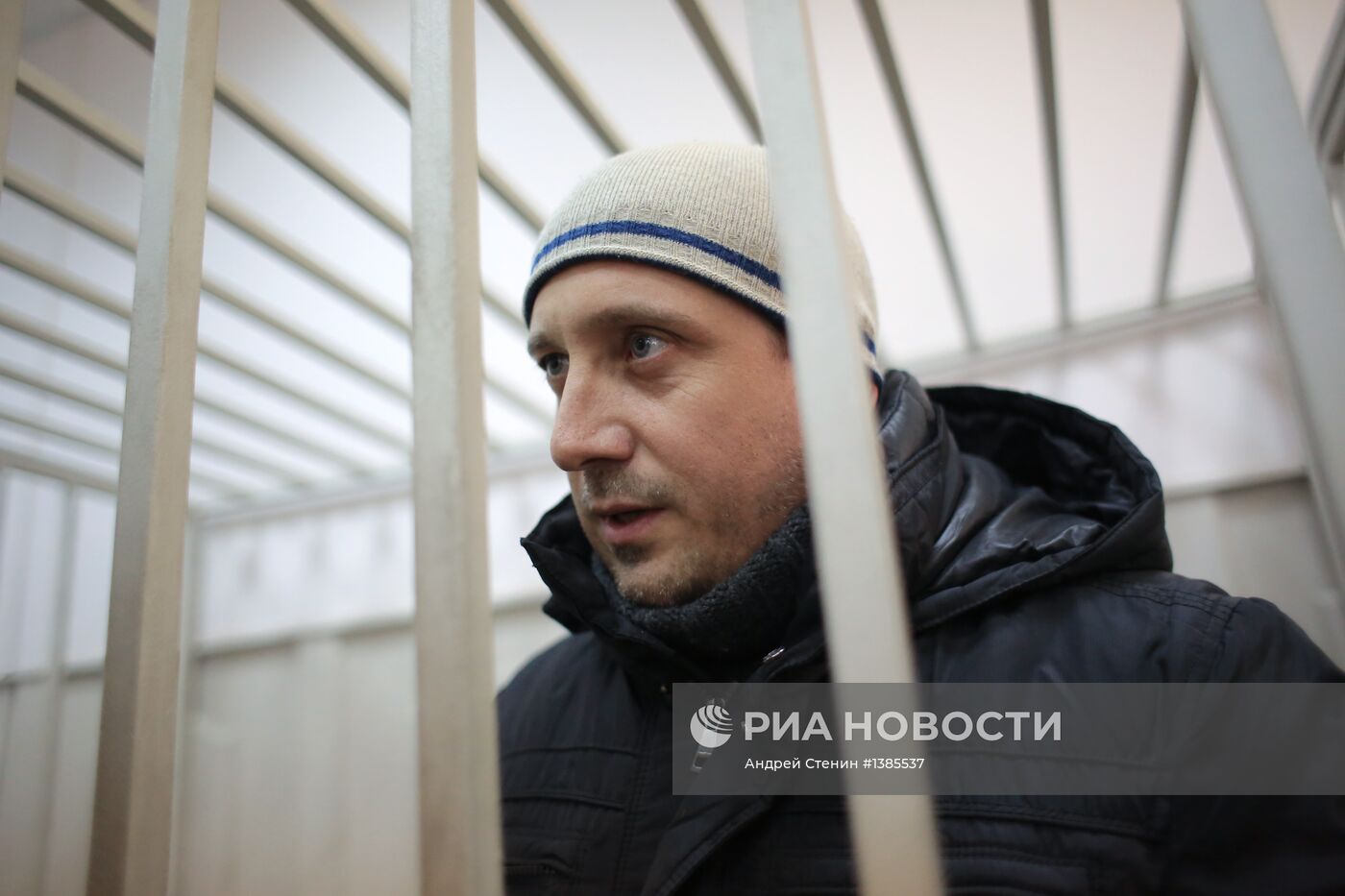 Александр Марголин доставлен в Басманный суд Москвы