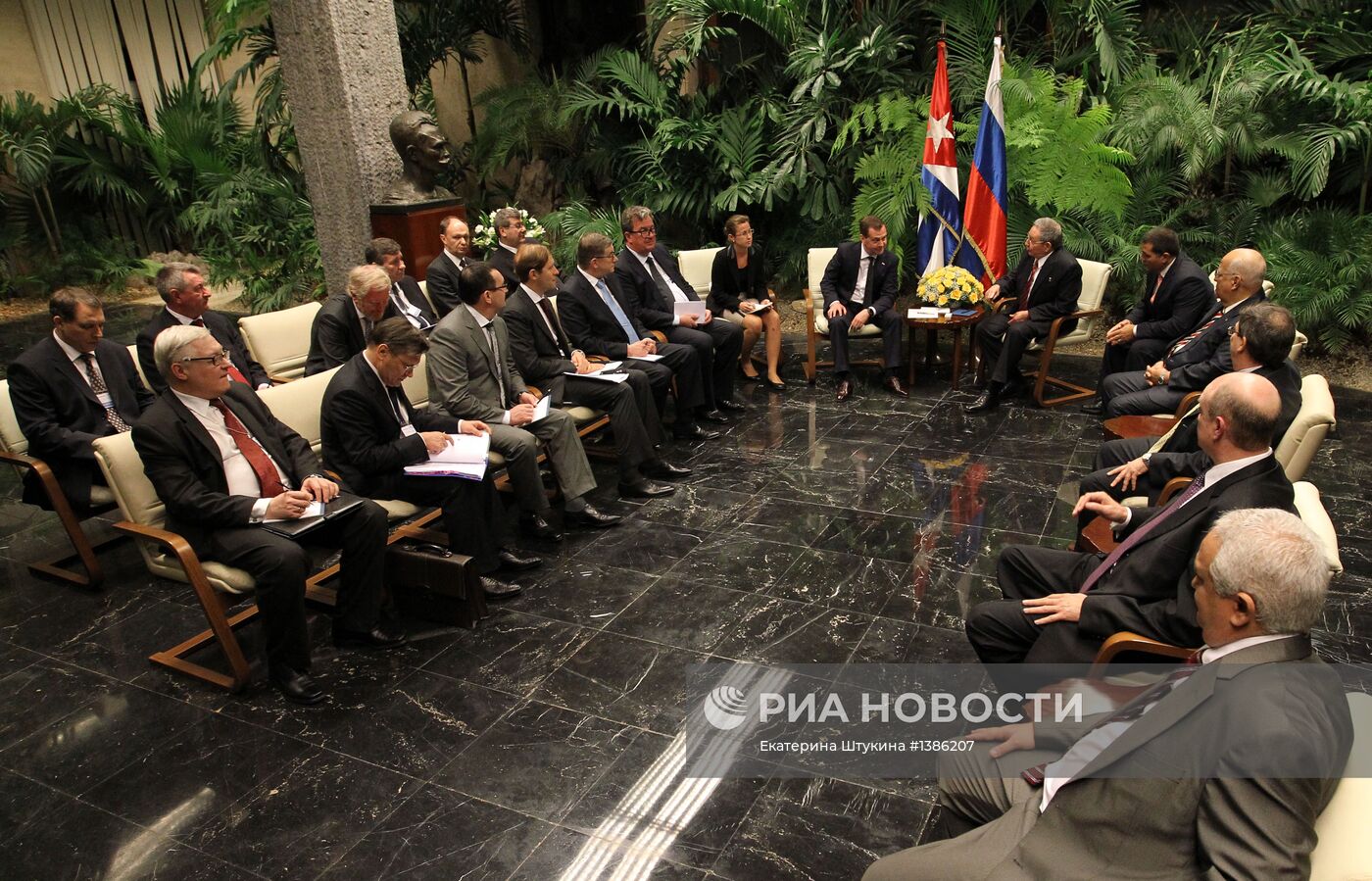 Рабочий визит Д.Медведева на Кубу