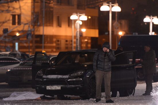Неизвестного мужчину застрелили на юго-западе Москвы