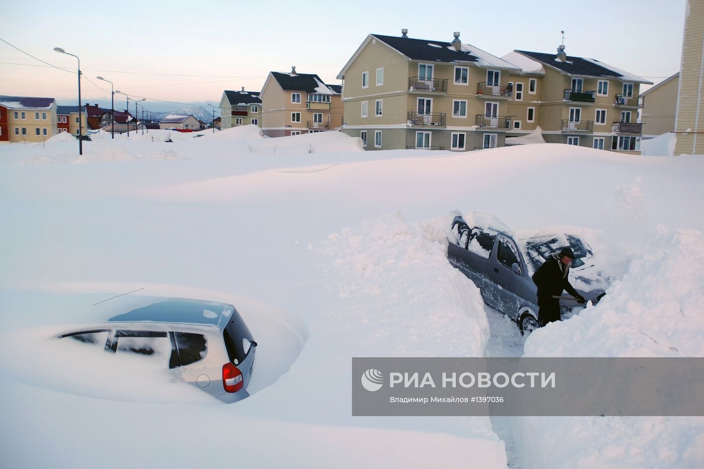 Последствия снежного циклона на Сахалине