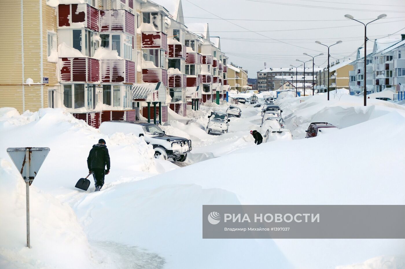 Последствия снежного циклона на Сахалине