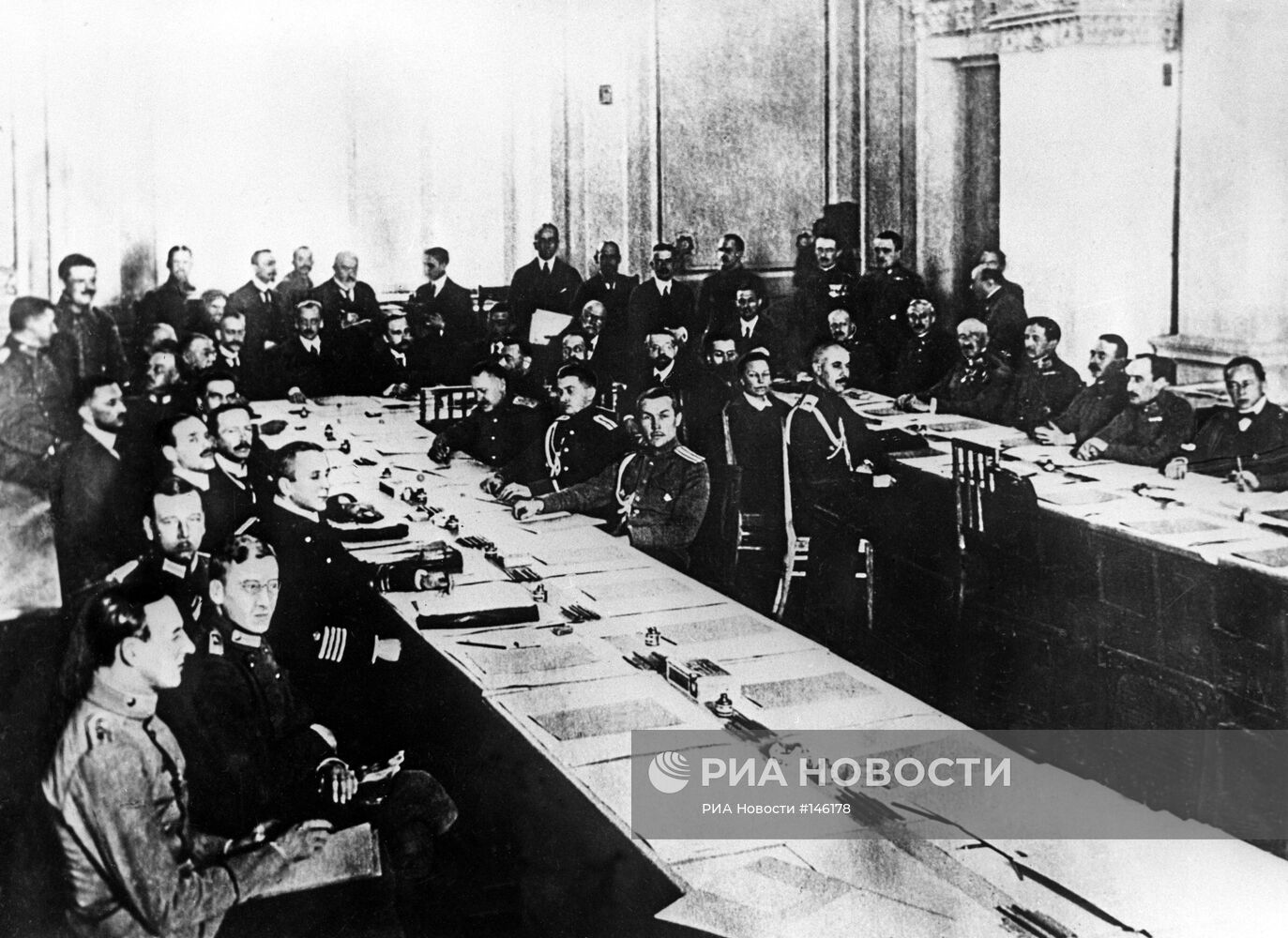 Мирные переговоры в Брест-Литовске в 1918 году, в результате которых был заключен Брестский мир