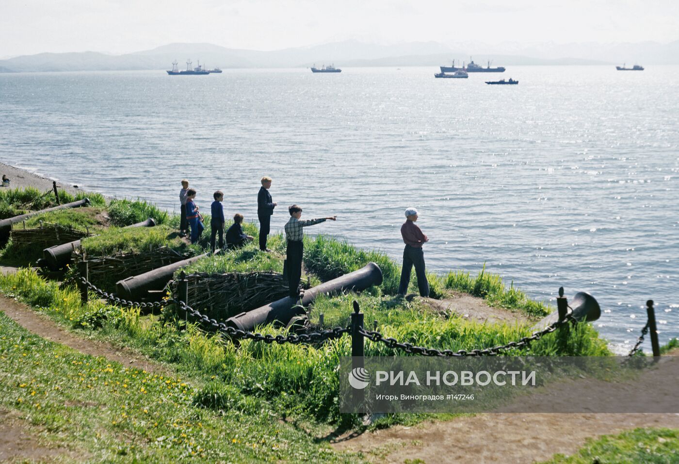 ПЕТРОПАВЛОВСК-КАМЧАТСКИЙ ПУШКИ ОБОРОНА | РИА Новости Медиабанк