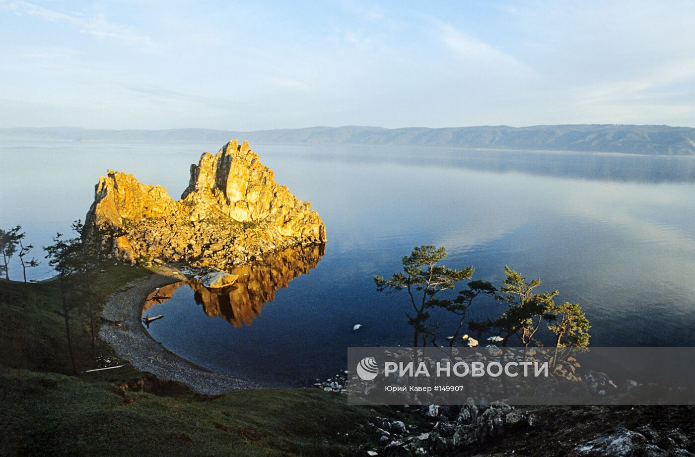 Шаман-камень на острове Ольхон