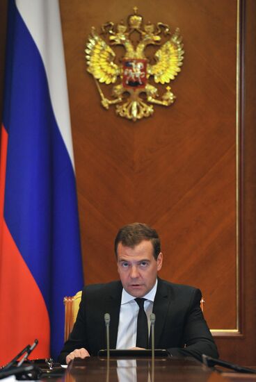 Д.Медведев провел совещание по вопросу региональной авиации