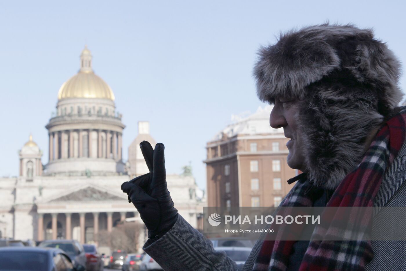 Стивен Фрай прибыл с визитом в Санкт-Петербург