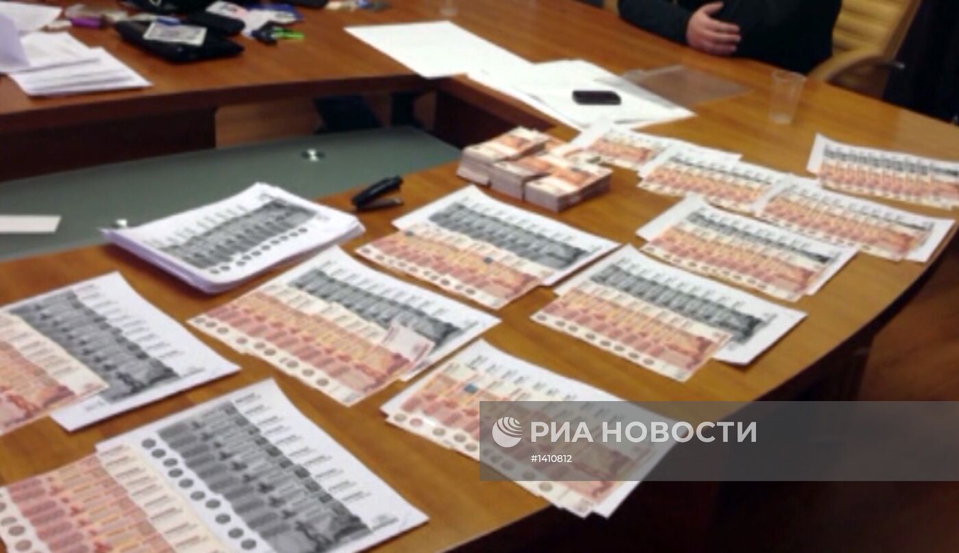 Полиция задержала фальшивомонетчиков в Москве