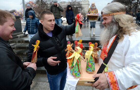 Масленичные гуляния в Москве