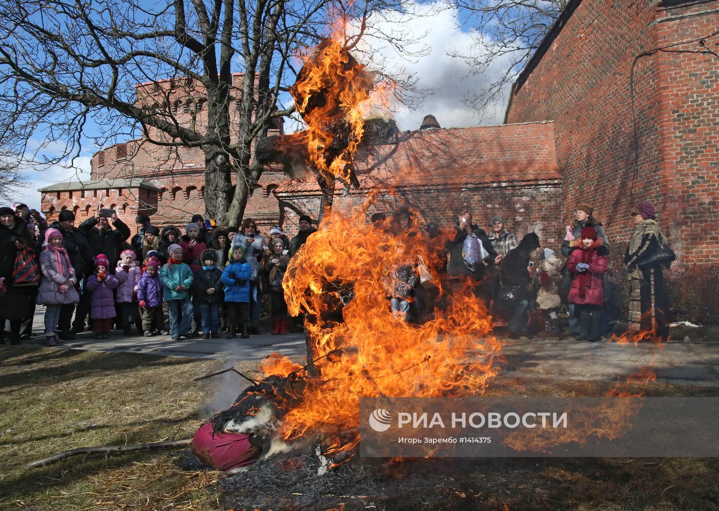 Празднование Масленицы в Калининграде