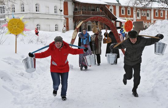 Празднование Масленицы в Ярославле