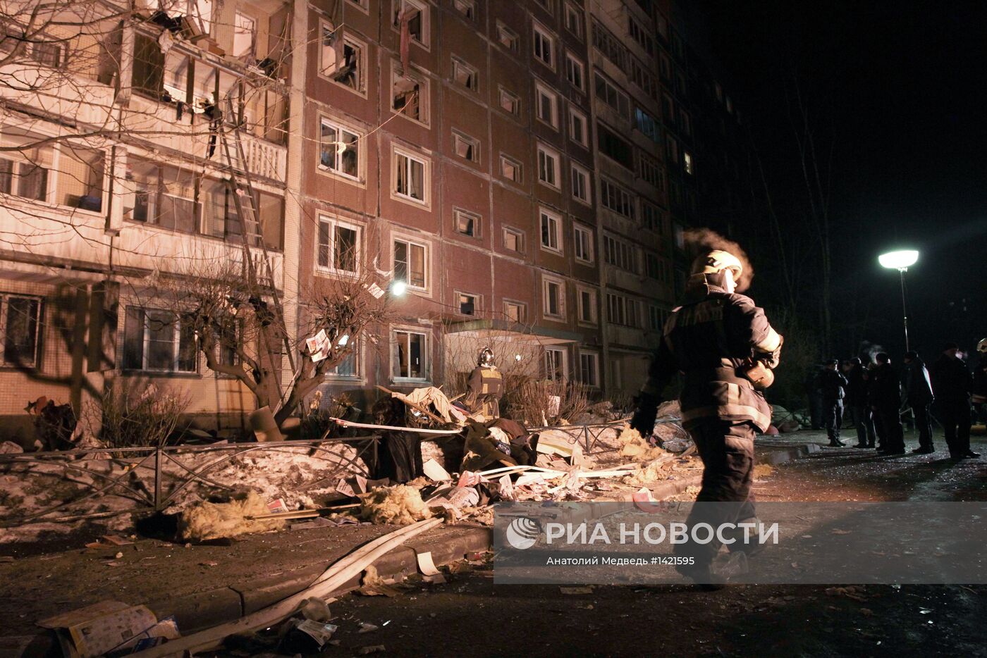Взрыв в жилом многоквартирном доме в Санкт-Петербурге