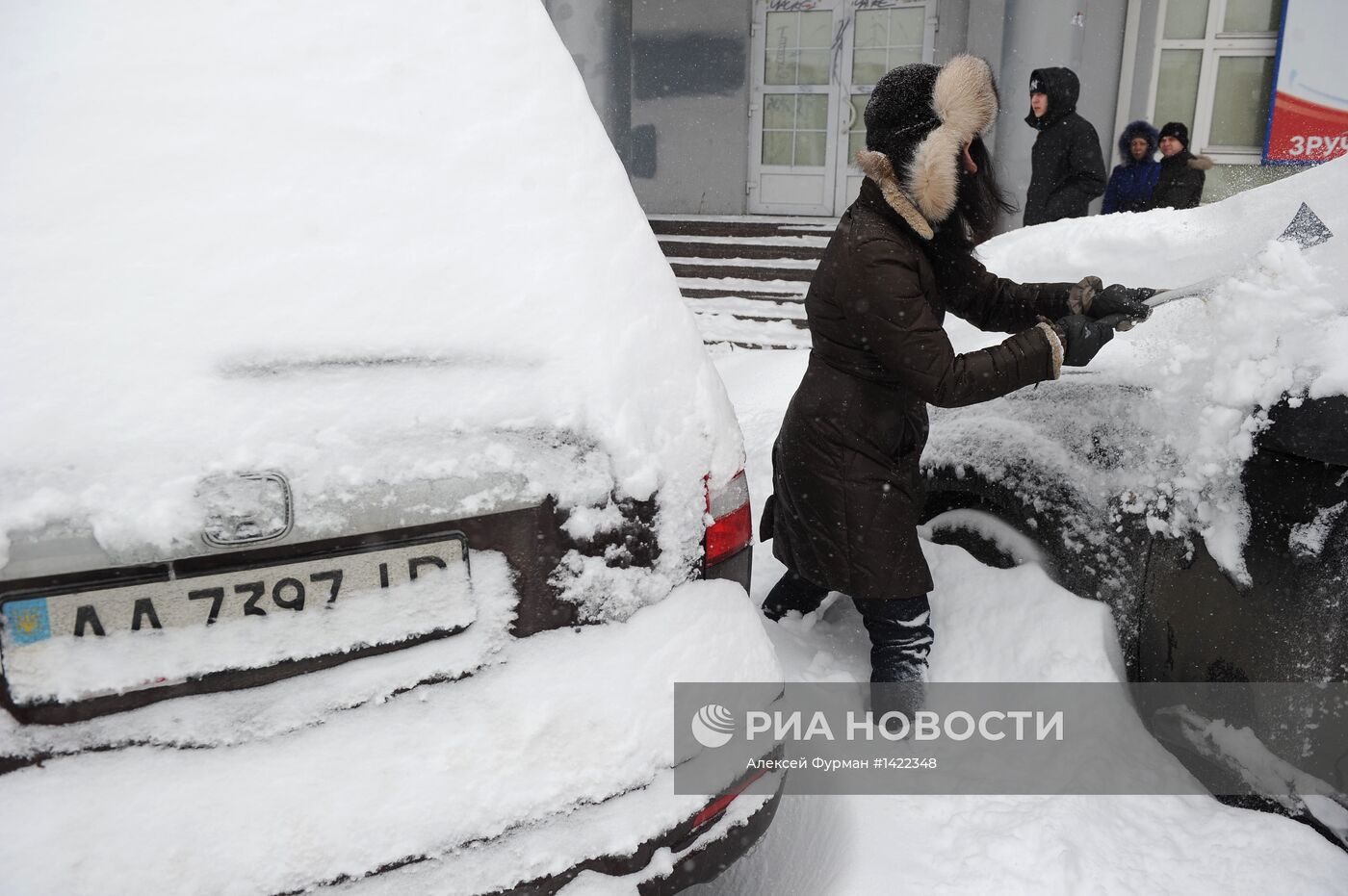 Чрезвычайная ситуация объявлена в Киеве из-за снегопада