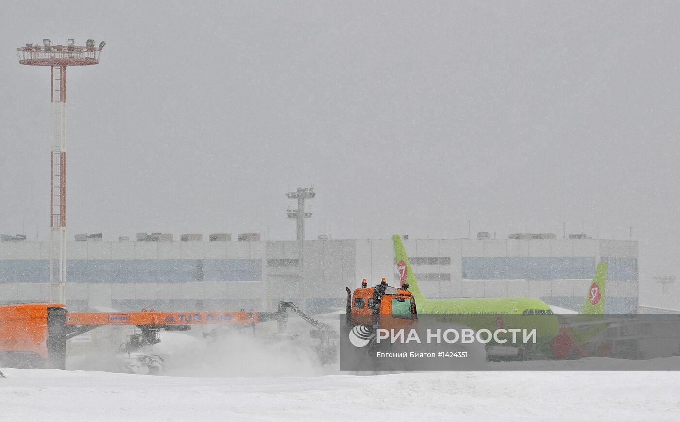 Уборка снега в Москве