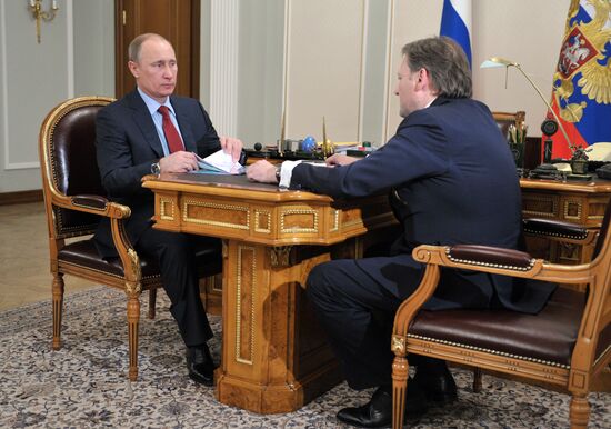 Президент РФ Владимир Путин провел встречу с Борисом Титовым