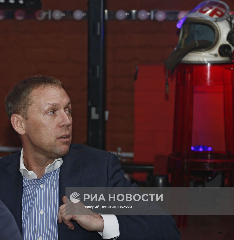 Эфир ньюзикла "Гражданин хороший" на канале "Дождь"