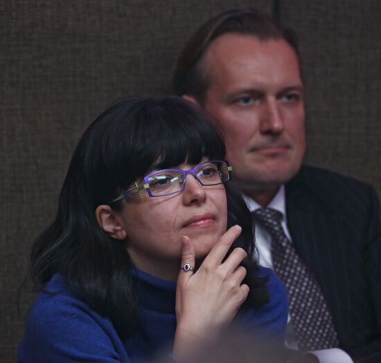 Эфир ньюзикла "Гражданин хороший" на канале "Дождь"