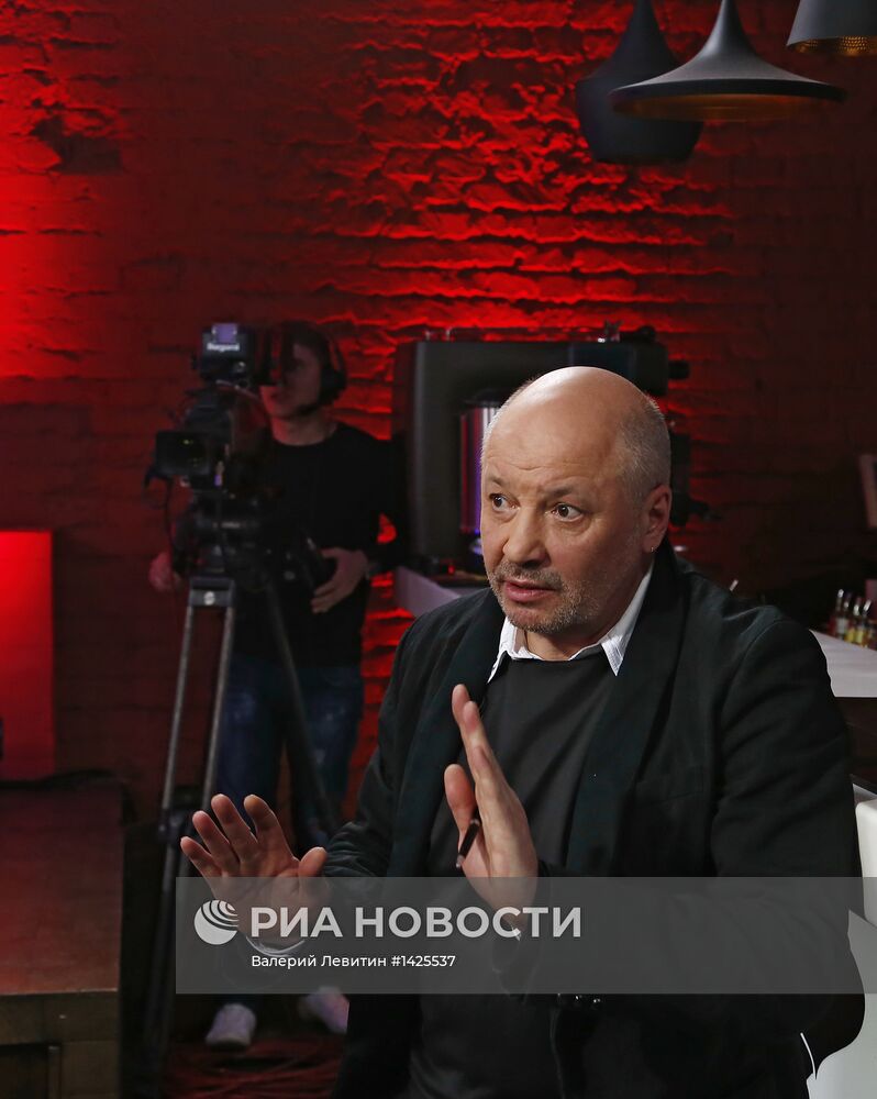 Эфир ньюзикла "Гражданин хороший" на канале "Дождь"