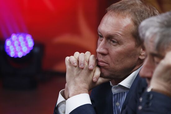 Эфир ньюзикла "Гражданин хороший" на канале "Дождь"