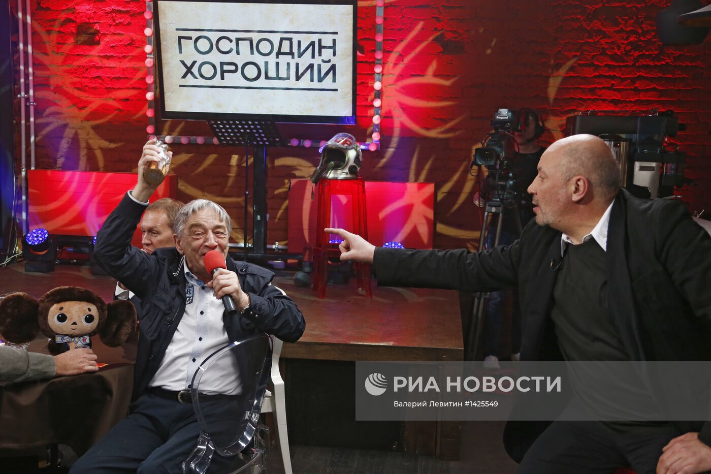 Эфир ньюзикла "Гражданин хороший" на канале "Дождь"