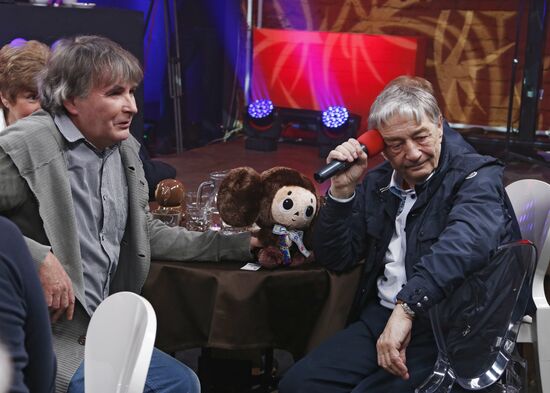 Эфир ньюзикла "Гражданин хороший" на канале "Дождь"