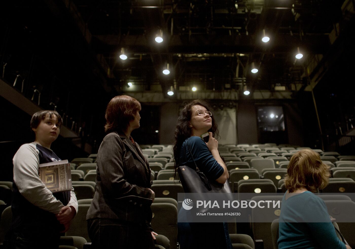 Акция "Ночь в театре"