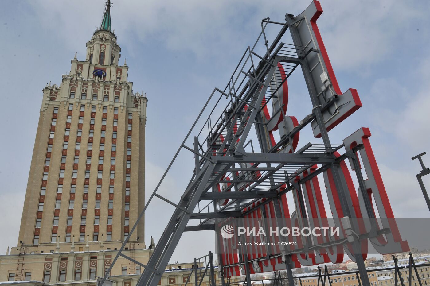 "Большевичка". Классика мужского костюма