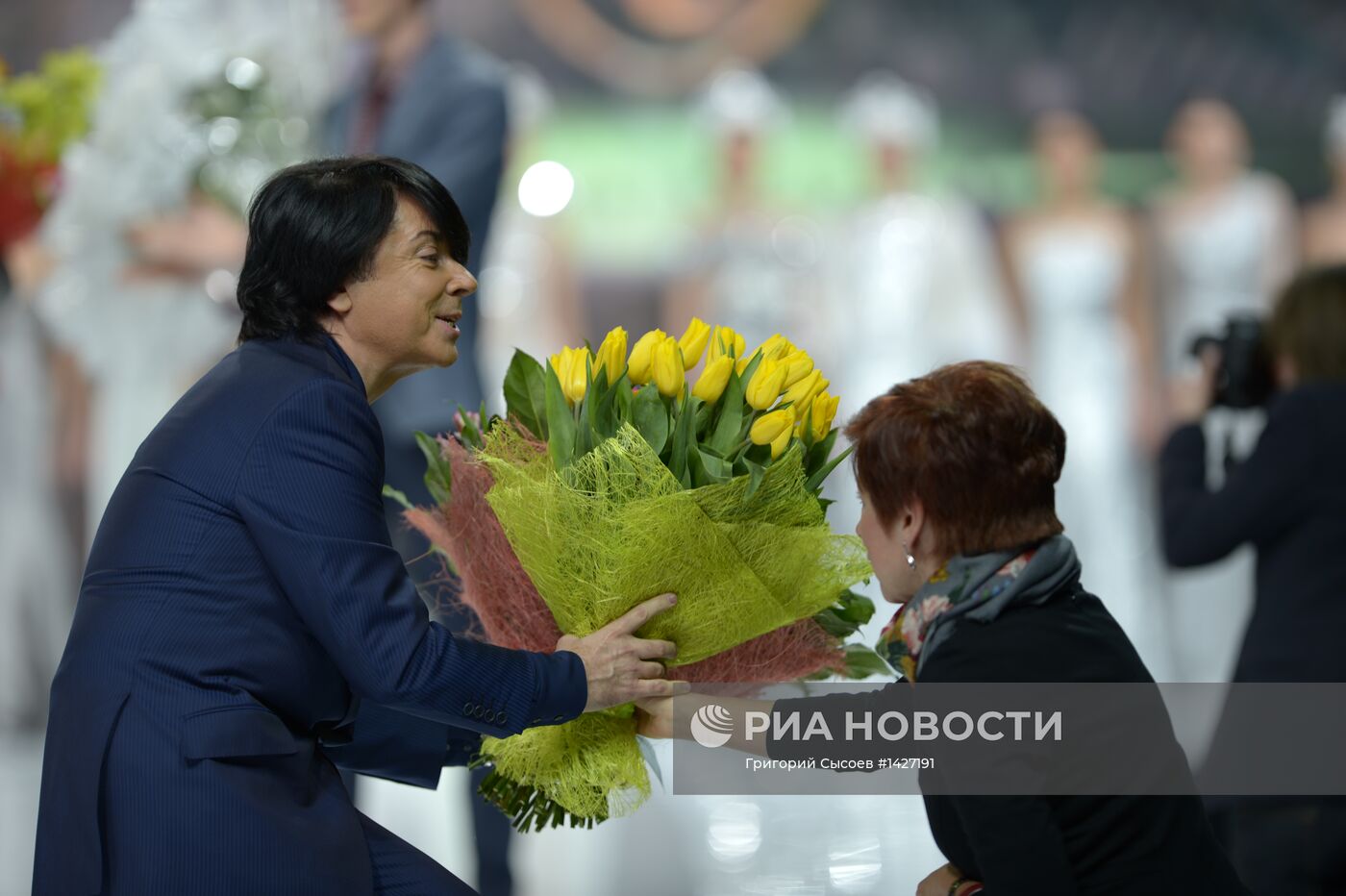 Показ коллекции Валентина Юдашкина в рамках Недели моды