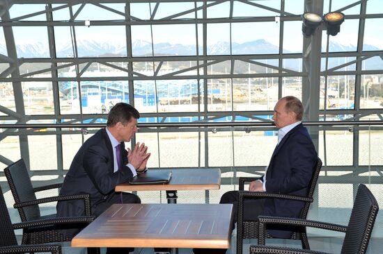 Встреча В.Путина с Д.Козаком в Сочи