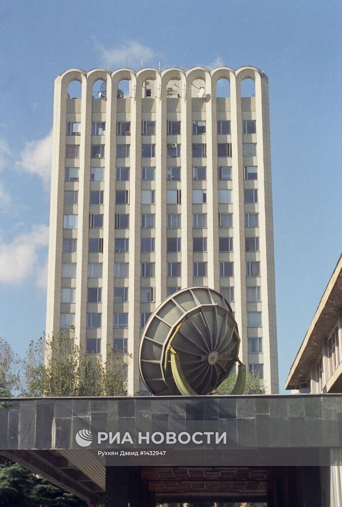 Здание телекомпании "Рустави-2" в Тбилиси