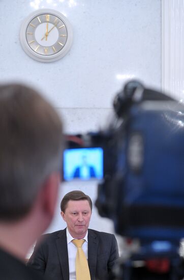 С.Иванов провел встречу с журналистами