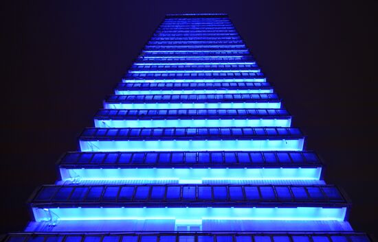 Акция Light It Up Blue в Москве