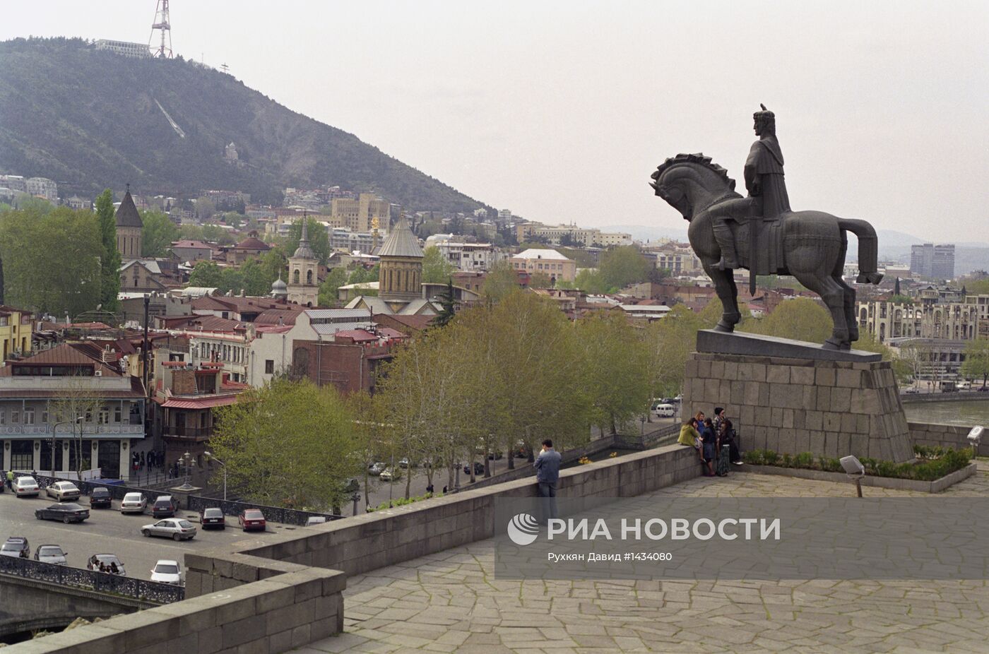 Памятник Вахтангу Горгасали