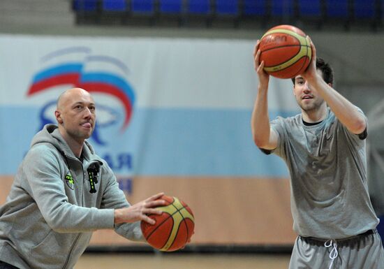 Баскетболист Карасев выставил свою кандидатуру на драфт NBA