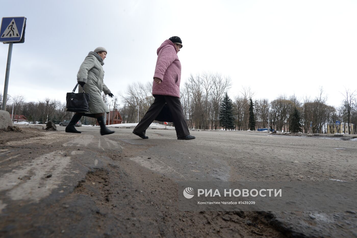 Разбитые дороги в Великом Новгороде