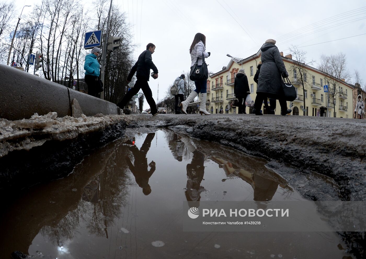 Разбитые дороги в Великом Новгороде