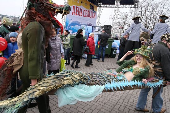 Празднование Дня селедки в Калининграде